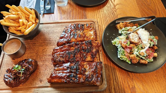 Flame Bar & Grill