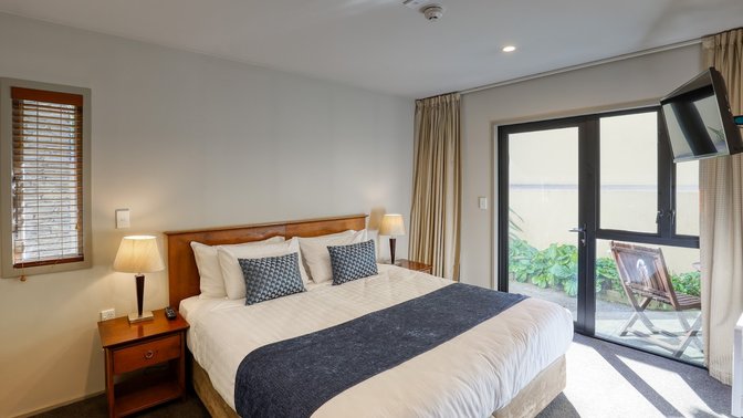 Garden Court Suites & Apartments
