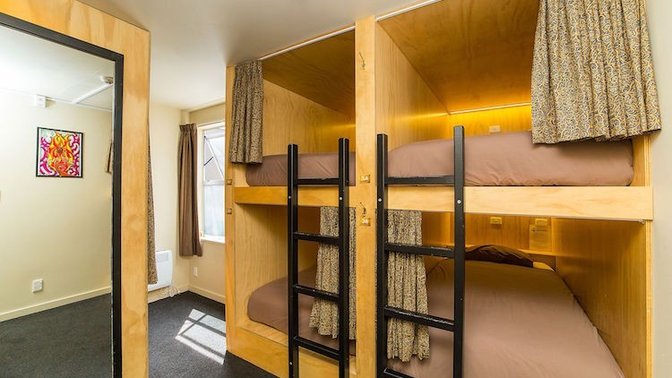 Tahuna Pod Hostel