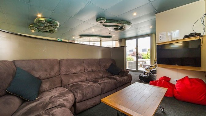Tahuna Pod Hostel