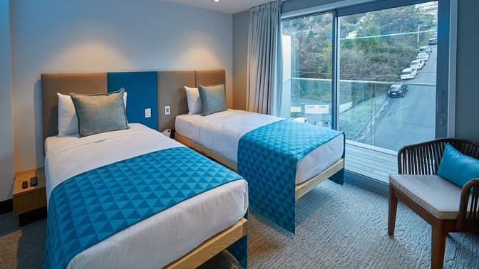 mi-pad Queenstown Hotel